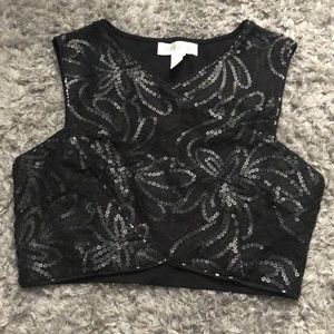 ✨✨ NWOT Small Sleeveless Crop Top ✨✨